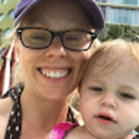 Meet your Posher, Amie - Picture 1 of 1